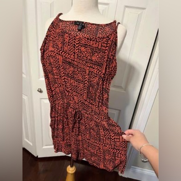 Aztec style romper, size M - Picture 1 of 1